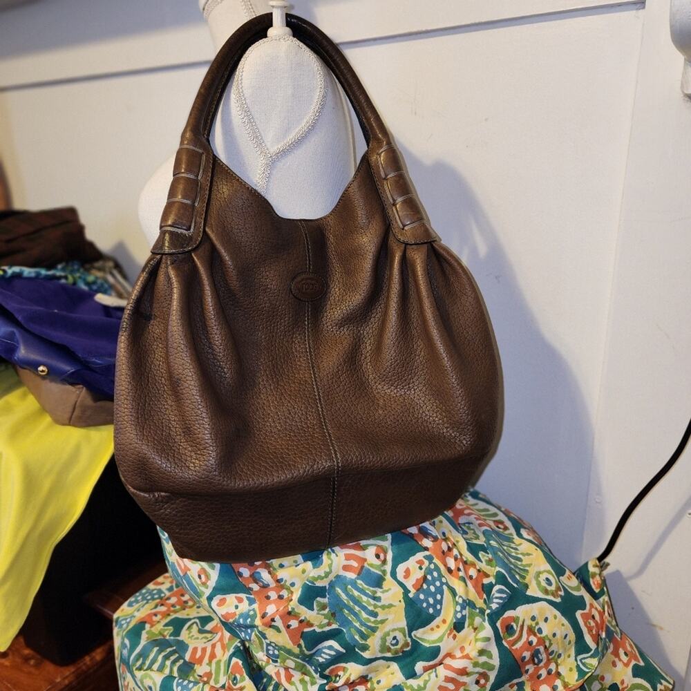 TOD'S EUC XL PEBBLED LEATHER HOBO BAG SATCHEL.